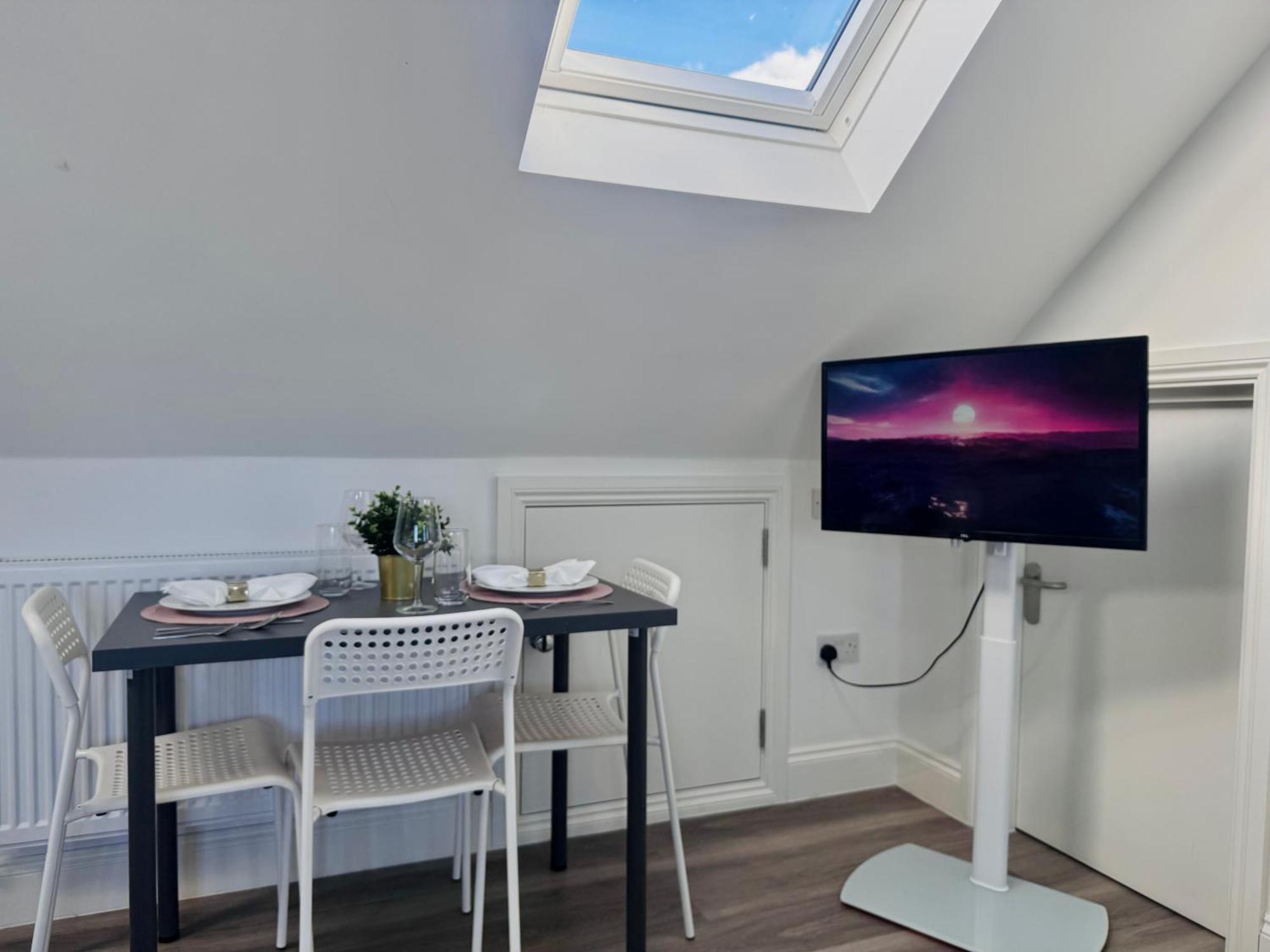 Bright Studio Loft 30Min To Central Londra Esterno foto