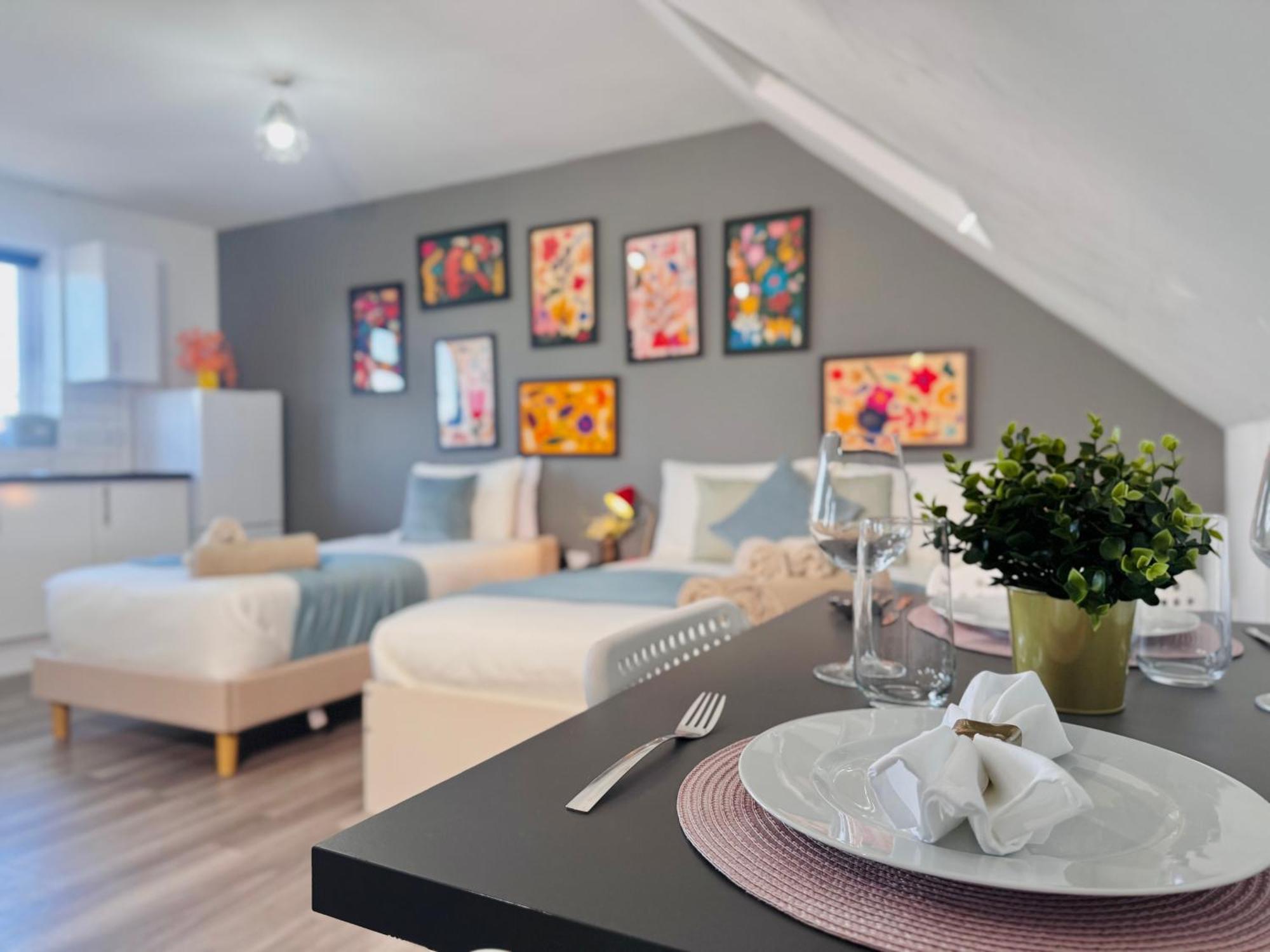 Bright Studio Loft 30Min To Central Londra Esterno foto